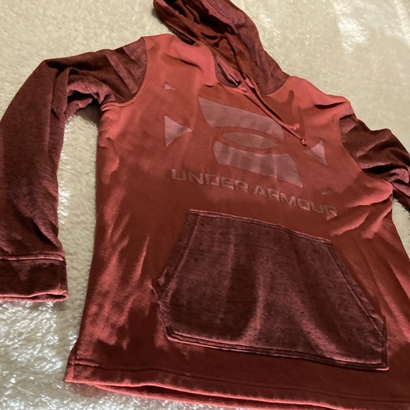 Under Armor Sweatshirt Hoodie - Picture 2 of 7